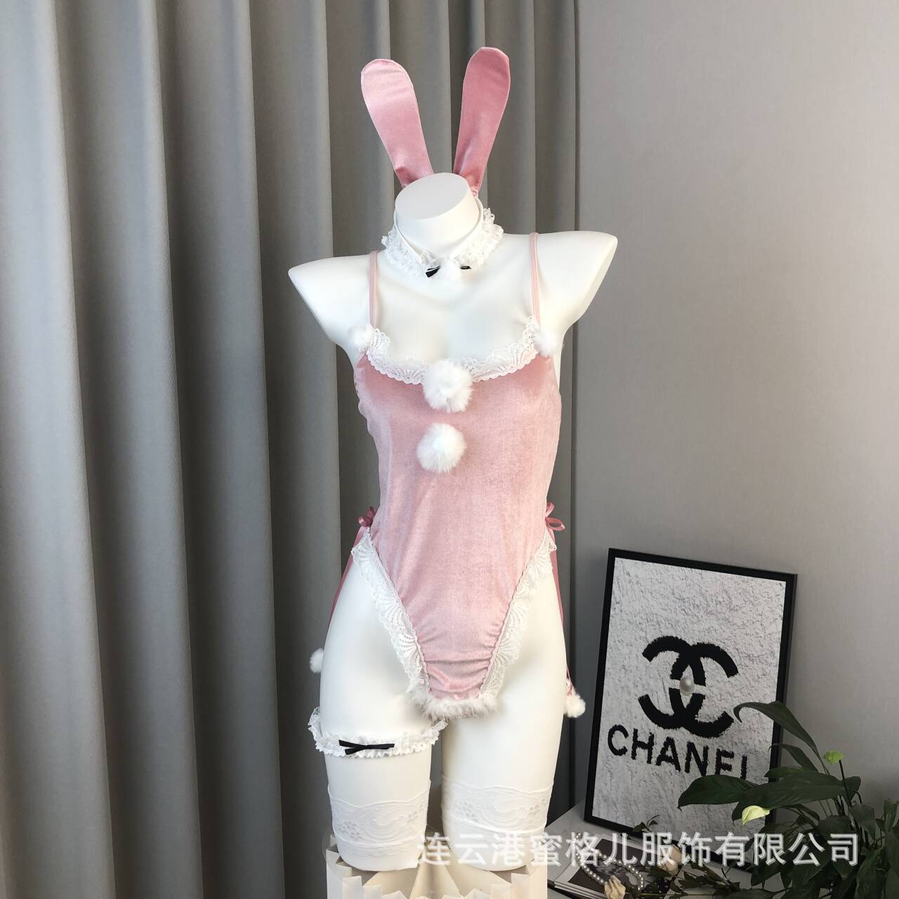 Zhixin sexy lingerie role-playing bunny Christmas costume seductive one-piece tight uniform open crotch suit 8032