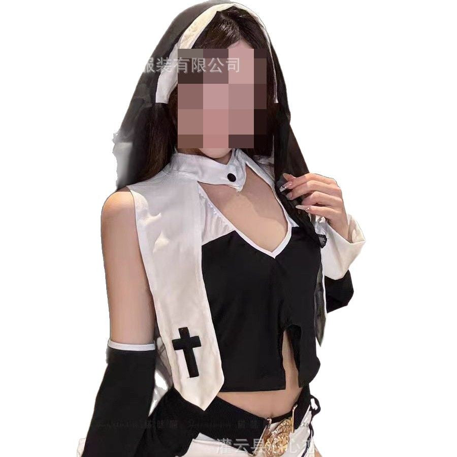 Sexy lingerie punishes nuns Halloween role-playing cos suit uniform temptation pure desire to avoid taking off the little nurse