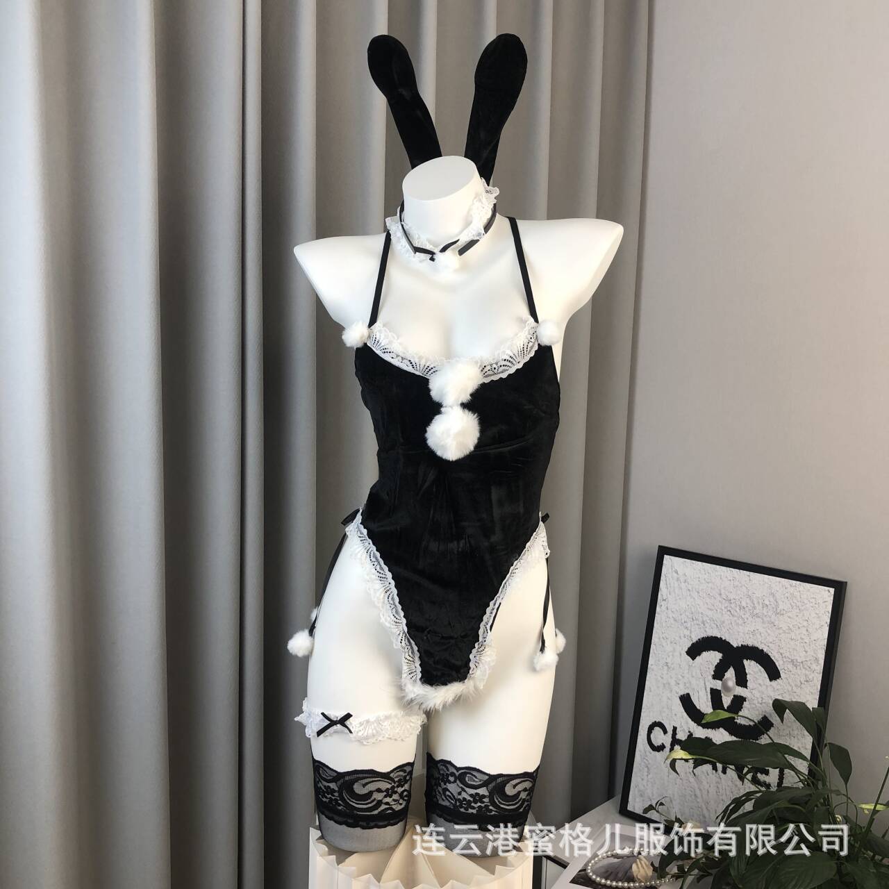 Zhixin sexy lingerie role-playing bunny Christmas costume seductive one-piece tight uniform open crotch suit 8032